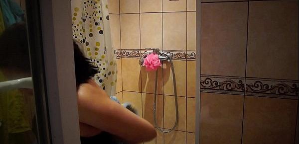  I installed a hidden camera in the shower of my girlfriend and peeped how she washes. Fetish Voyeur .